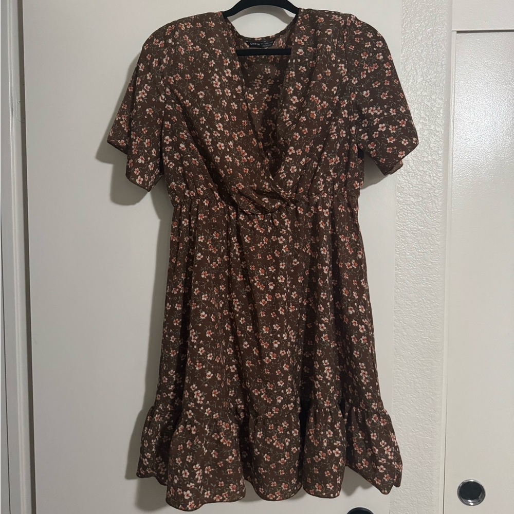 SHEIN Brown Floral Dress